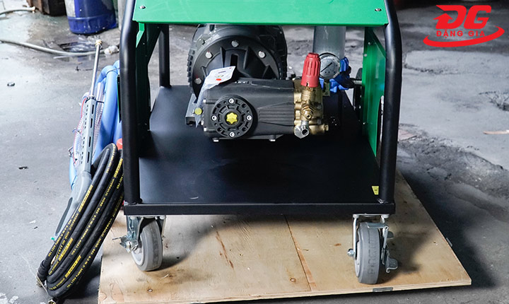 Đầu bơm máy rửa xe Kumisai KMS-350/15