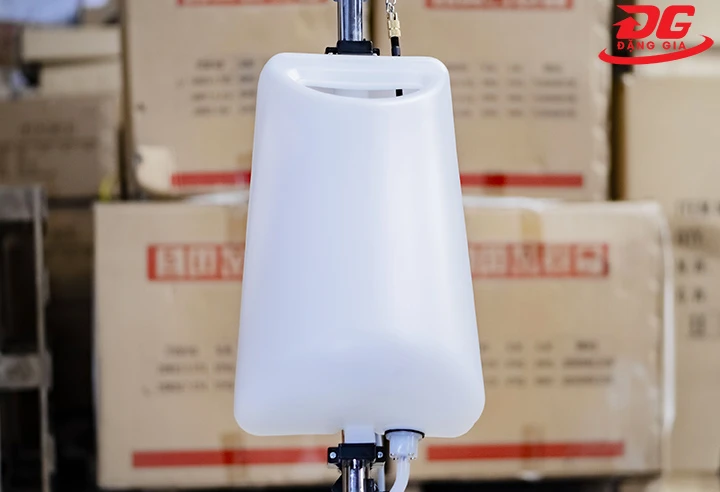 Thùng chứa máy chà sàn Kumisai KMS-002