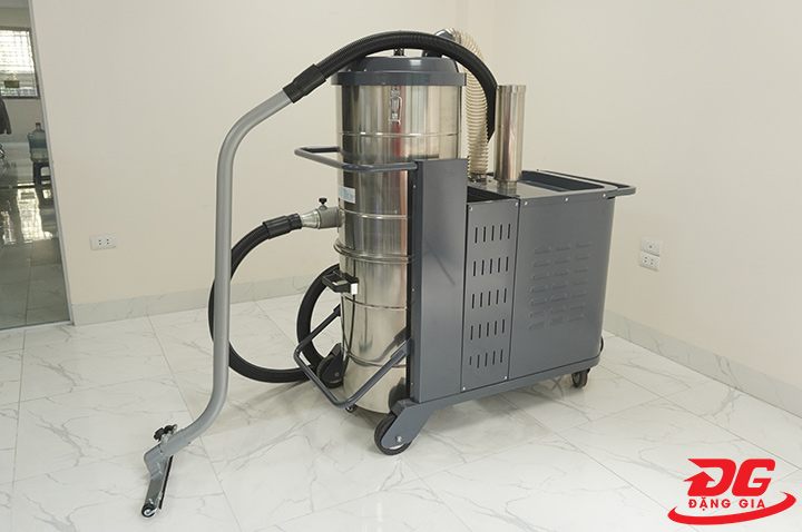 Máy hút bụi công nghiệp CleanTech CT 10A