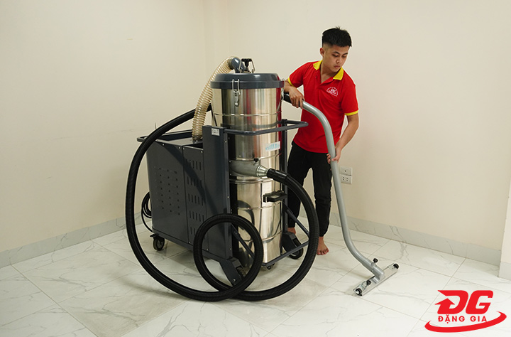 Máy hút bụi công nghiệp CleanTech CT 10A giá rẻ