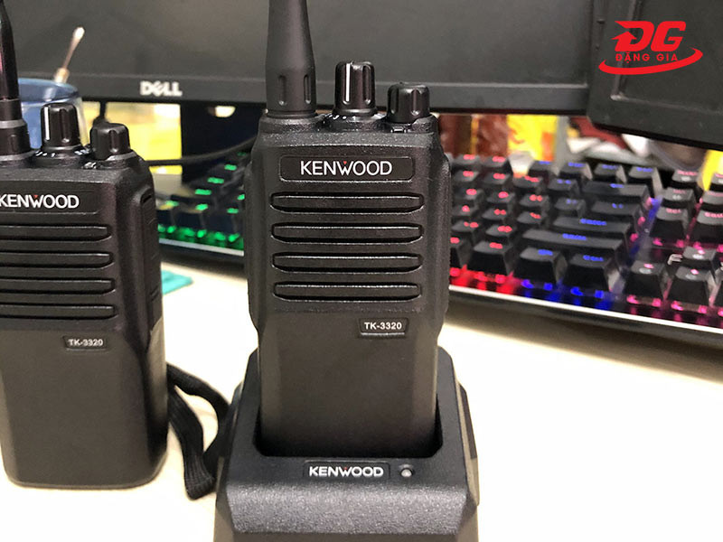 Máy bộ đàm cầm tay UHF Kenwood TK 3320