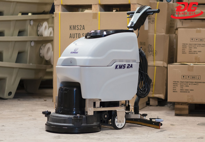 Hình ảnh thực tế của Máy chà sàn liên hợp Kumisai KMS2A