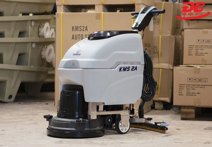 Hình ảnh thực tế của Máy chà sàn liên hợp Kumisai KMS2A