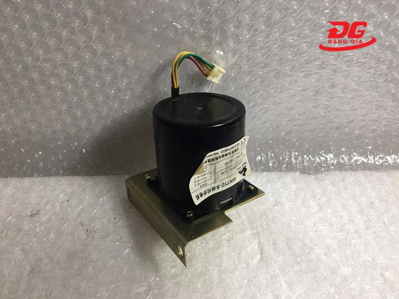 Mua động cơ máy ép nhựa chất lượng tại Đặng Gia