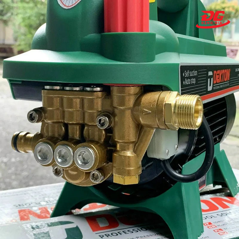 Đầu bơm của máy