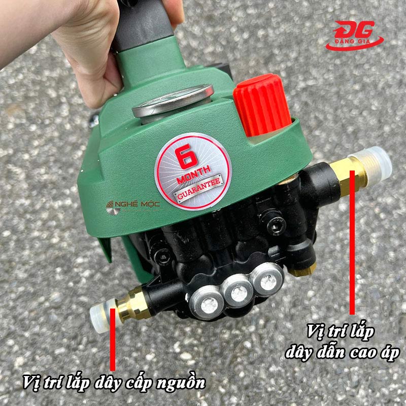 Vị trí lắp dây cấp nước và dây dẫn cao áp