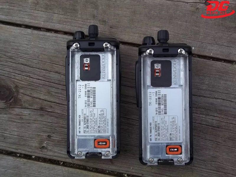 Bộ phận lắp pin máy