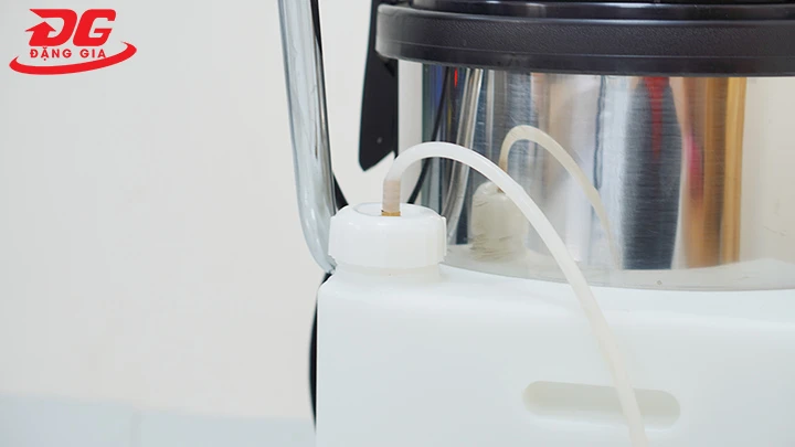 Máy giặt thảm phun hút Kumisai KMS-30ZQ