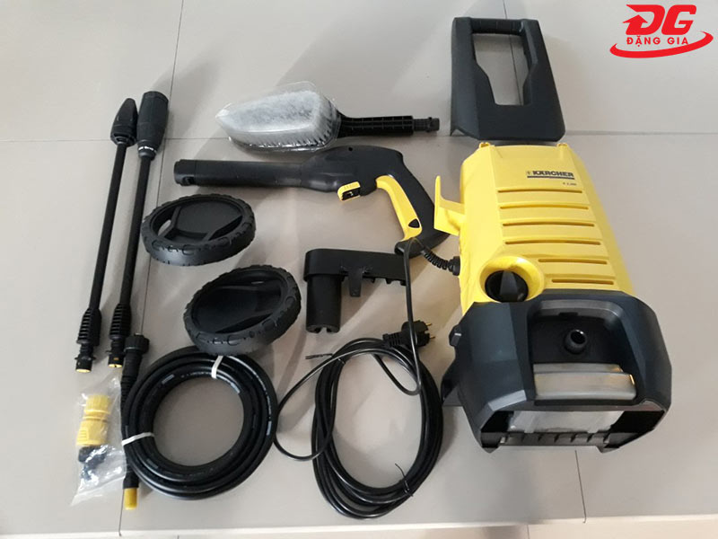 Máy xịt rửa xe Karcher K2.360 KAP