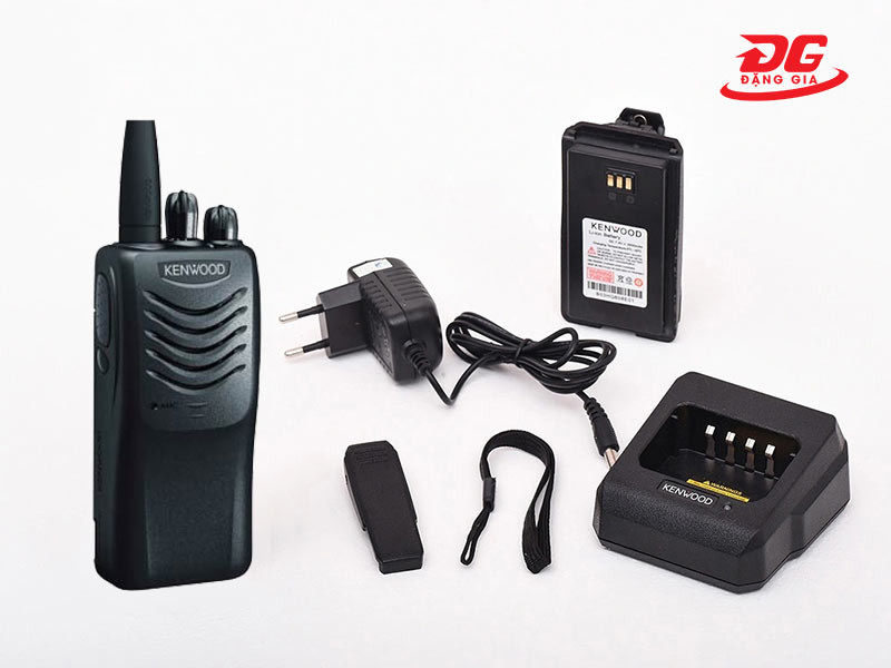 Kenwood TK 2168 và các phụ kiện