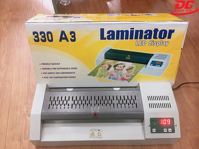 Máy ép plastic khổ A3 YT-330