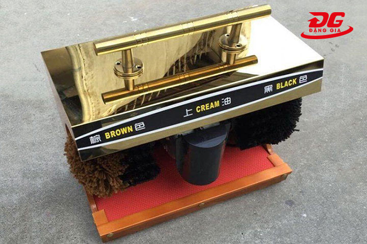 Máy đánh giày Kumisai KMS-8 có thiết kế nhỏ gọn, sang trọng