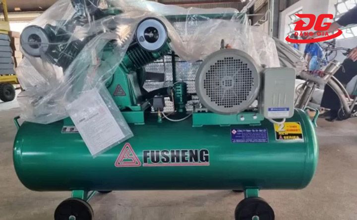 Máy nén khí có dầu Fusheng TA 65