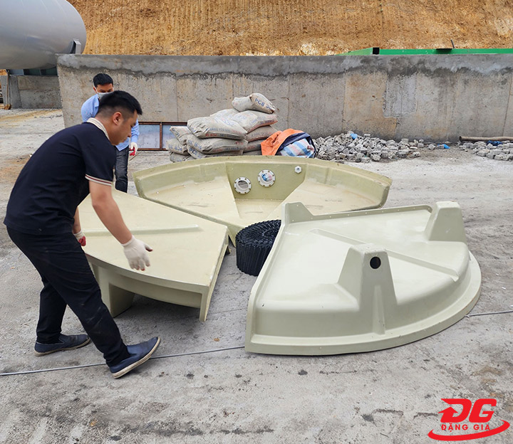 lắp đặt đế bồn cho tháp giải nhiệt kumisai