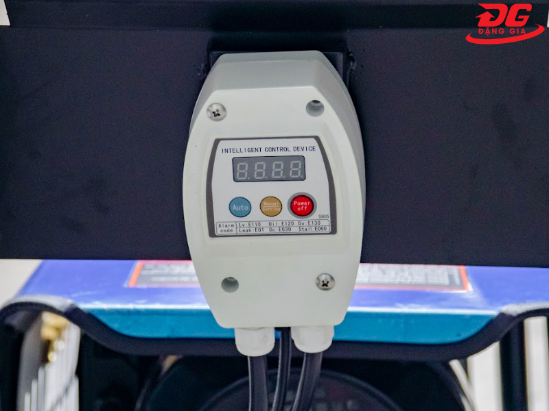 Bảng điều khiển máy rửa xe cao áp Kumisai KMS-1805E