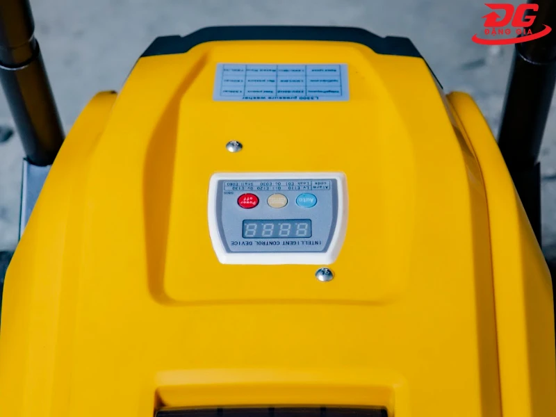Bảng điều khiển máy rửa xe Kumisai KMS3300