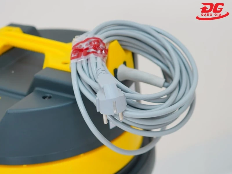Máy hút bụi công nghiệp Supper Clean SC301NP chính hãng