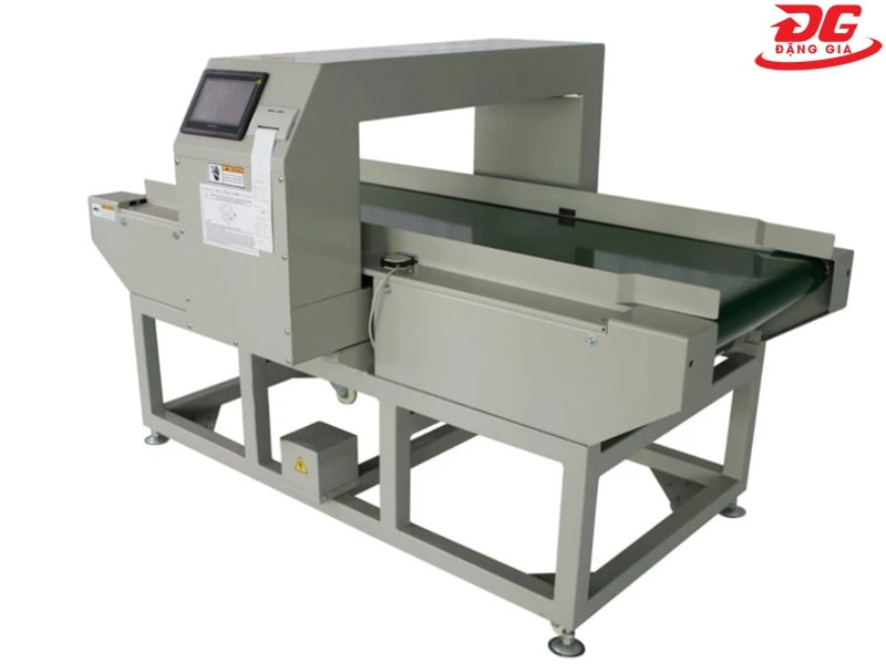 Máy dò kim gãy ngành may mặc có màn hình cảm ứng VFG-800K