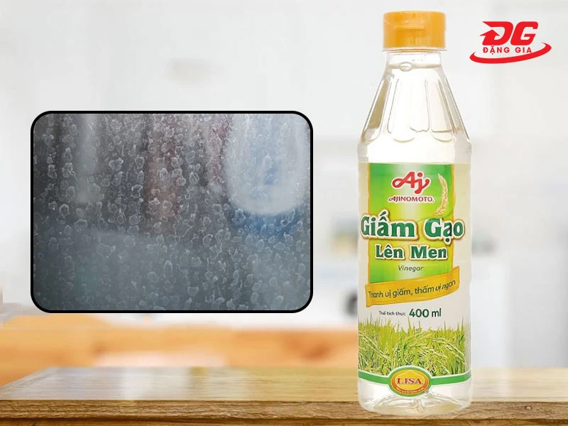 Mẹo tẩy cặn canxi trên kính, đồ inox, đồ sứ bằng giấm