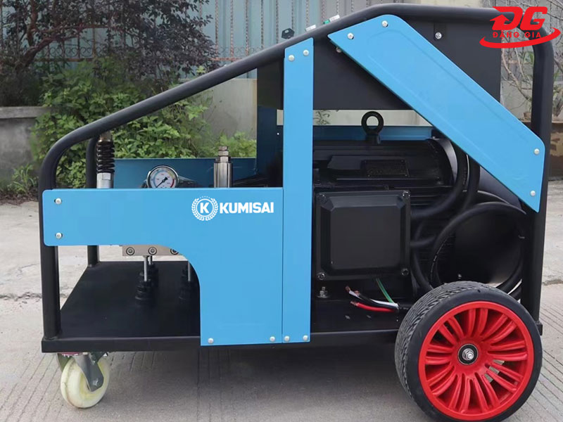 Máy rửa xe tải Kumisai KMS 380