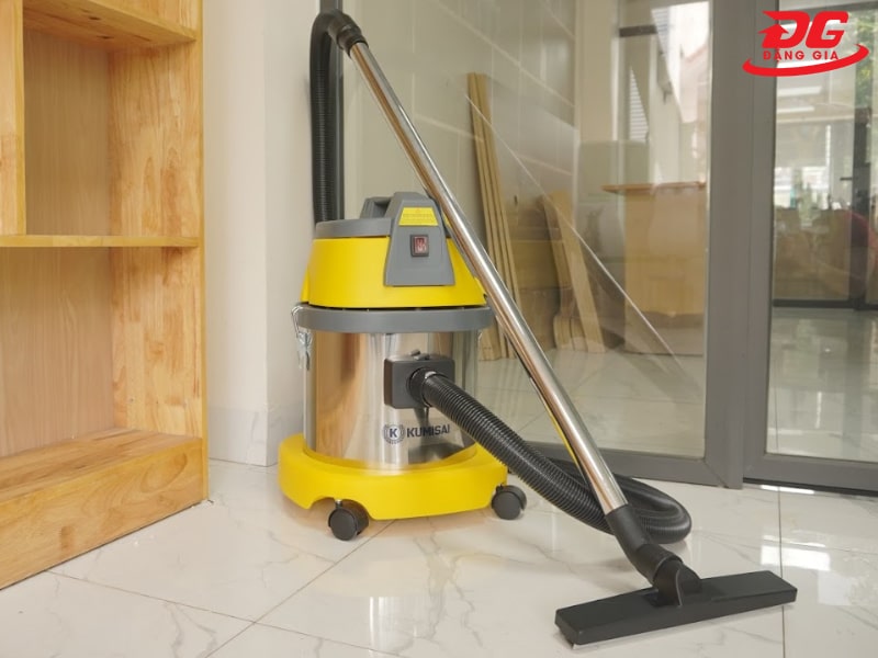 máy hút bụi quần áo