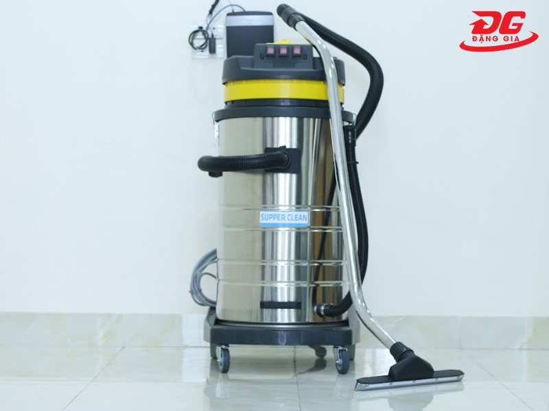 máy hút bụi trong xưởng gỗ