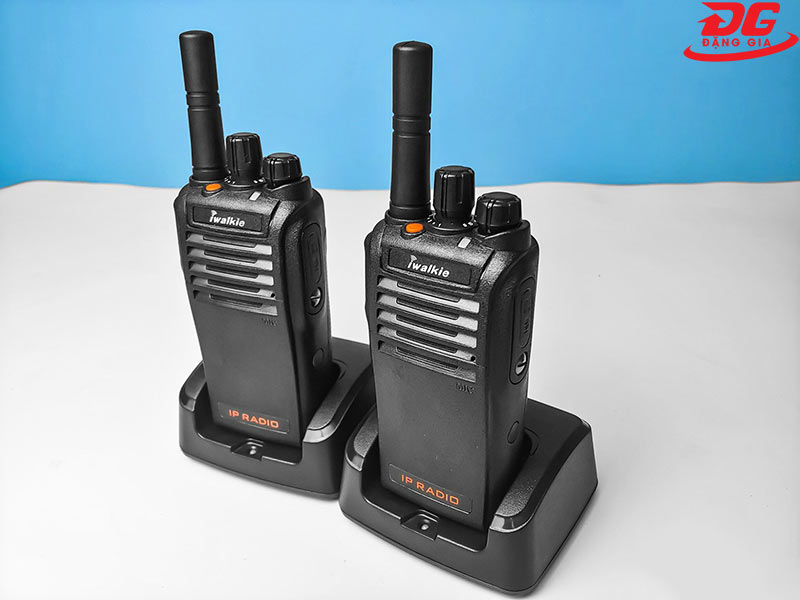 Bộ đàm dùng sim 3G Iwalkie HJ3600