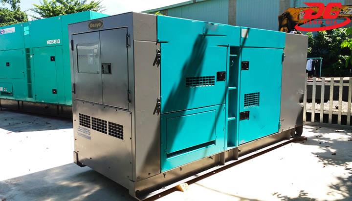 Máy phát điện 25kva Denyo es25
