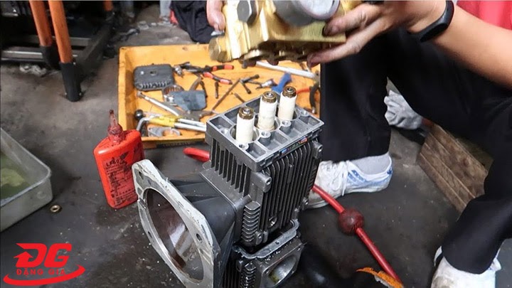 Tốn chi phí sửa chữa máy rửa xe cũ