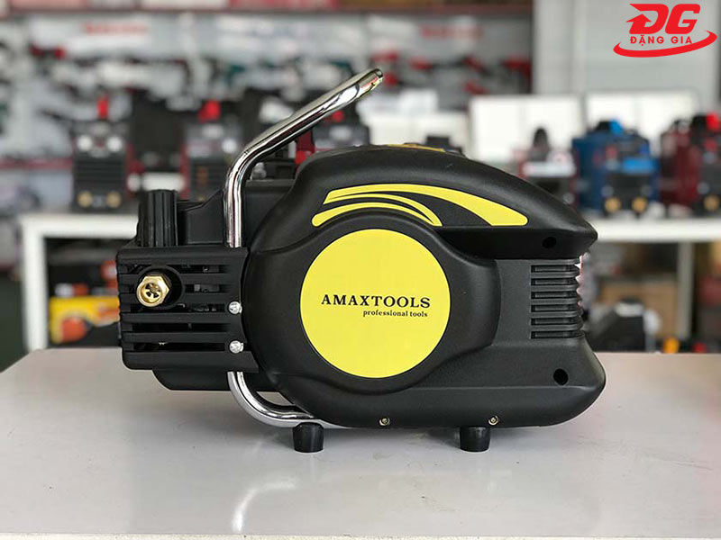 Máy xịt rửa xe đa năng Amaxtools AMG 2000