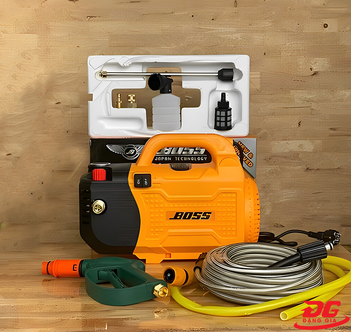 Máy rửa xe Boss Nhật công suất 2800W