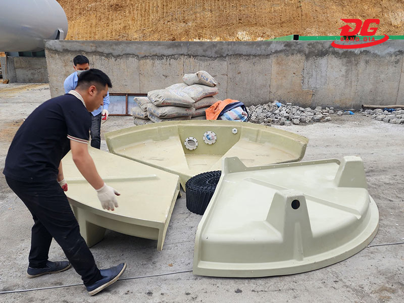 Ráp các mảnh đến bồn của tháp