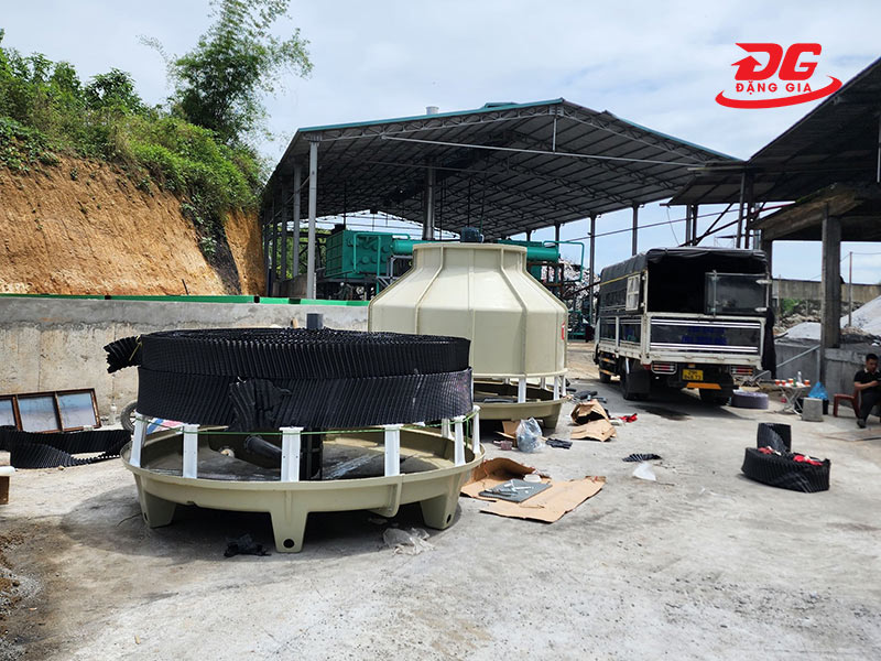 Lắp tấm tản nhiệt cho tháp