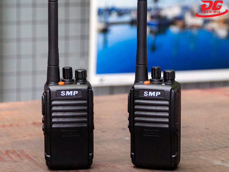 Bộ đàm liên lạc 5km Motorola SMP-418