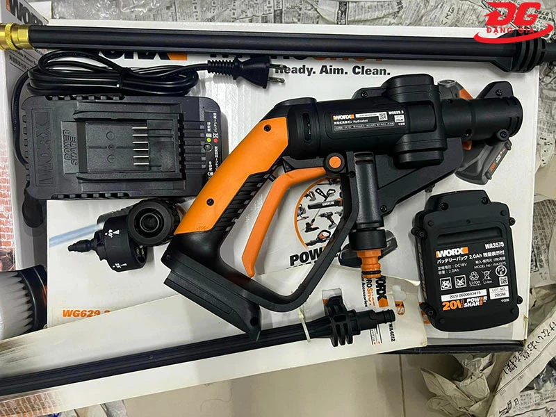 Máy rửa xe pin Nhật bãi có giá thành rẻ, dễ đầu tư