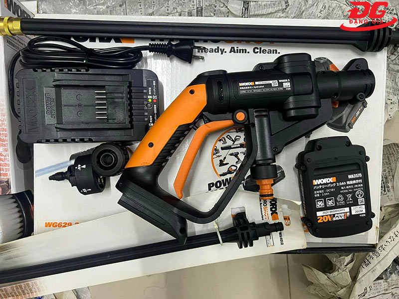 Máy rửa xe pin Nhật bãi có giá thành rẻ, dễ đầu tư