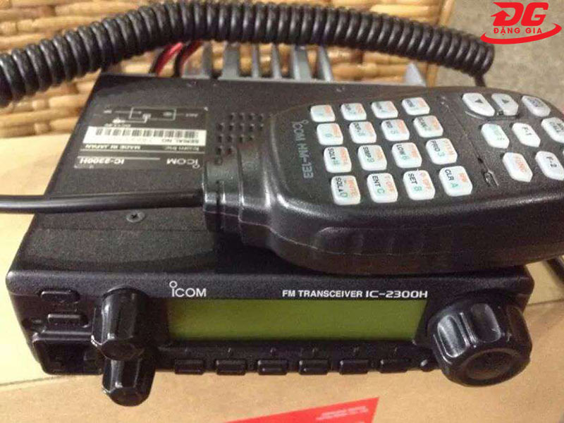 Bộ đàm xe ô tô ICOM IC-2300H