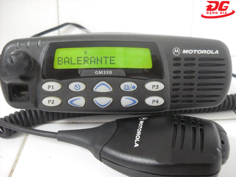 Bộ đàm xe ô tô Motorola GM338