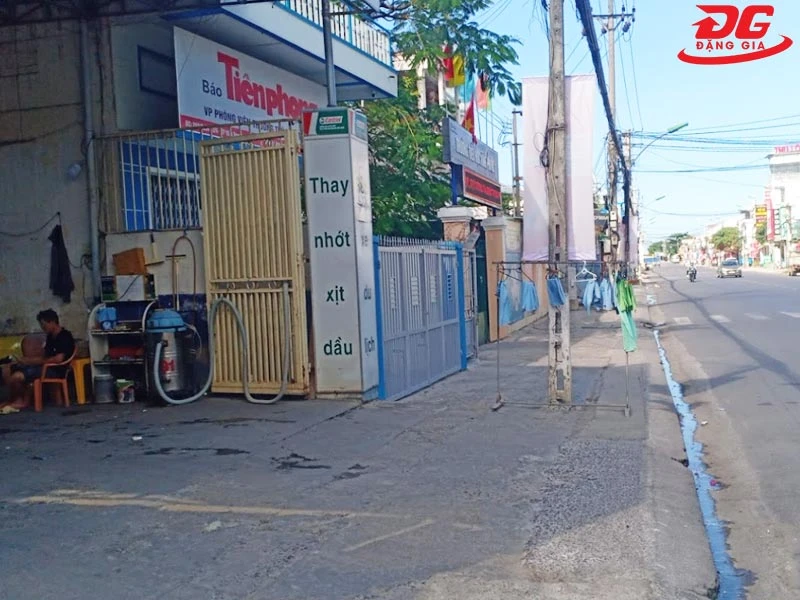 Tiệm Rửa Xe 291