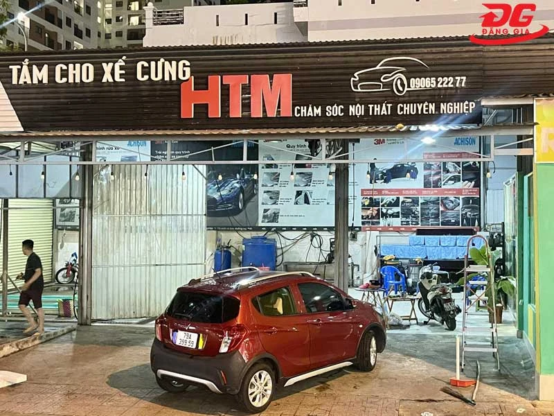 Tiệm rửa xe ô tô & moto HTM