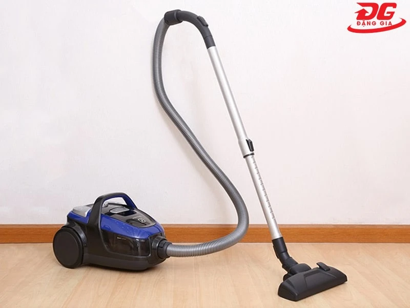 Máy hút bụi gia đình 1800W Electrolux ZAP9910