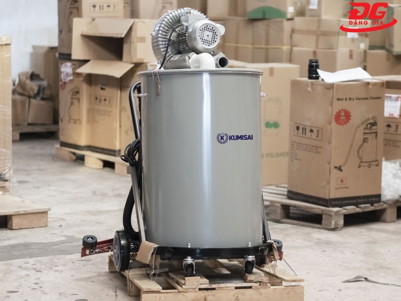 Máy hút bụi 1800W Kumisai KMS 603T