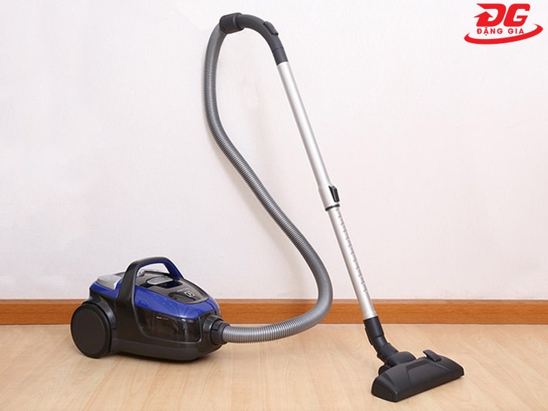 Máy hút bụi gia đình 1800W Electrolux ZAP9910