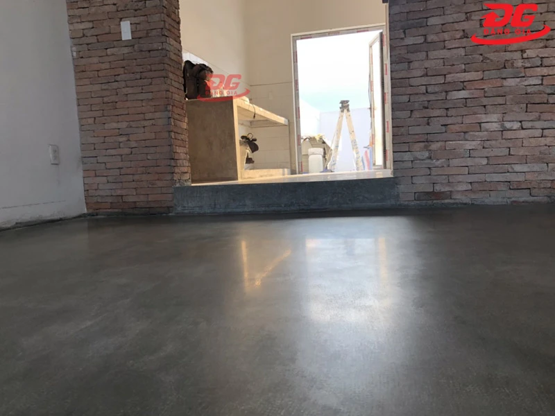 Mặt sàn bê tông mài bóng, chống trơn trượt tốt