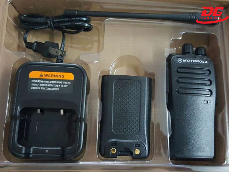 Máy bộ đàm Motorola GP 3588 Plus và các phụ kiện