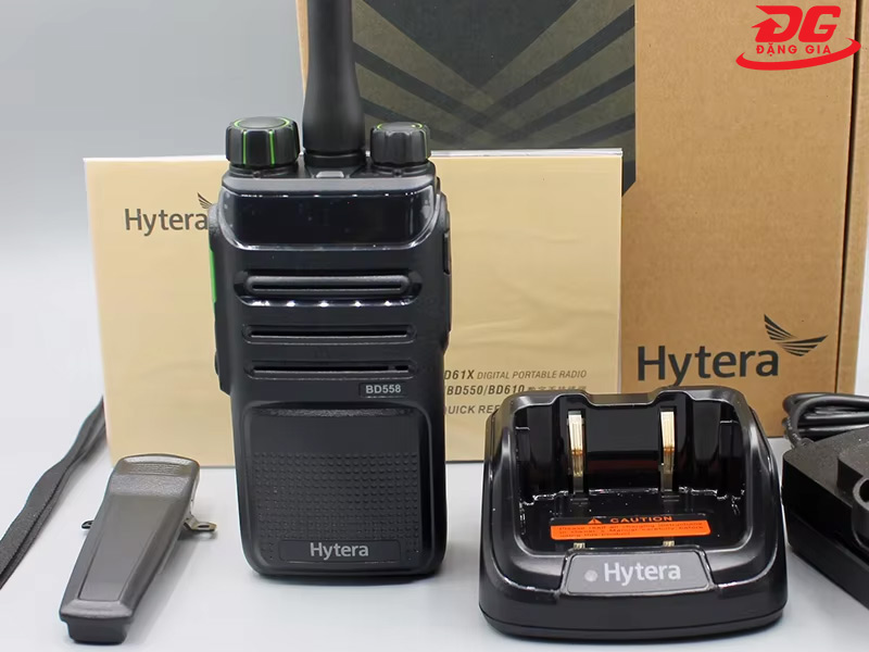 Bộ đàm cầm tay Hytera HYT BD558
