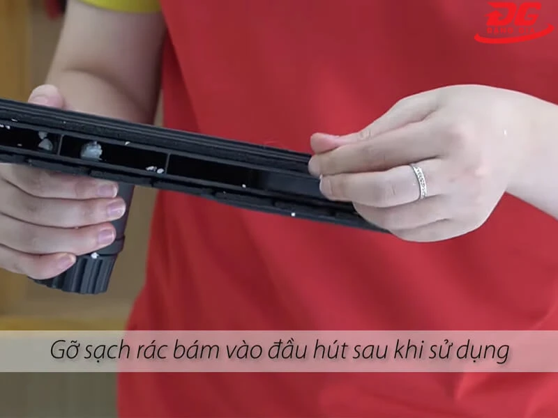 vệ sinh phụ kiện