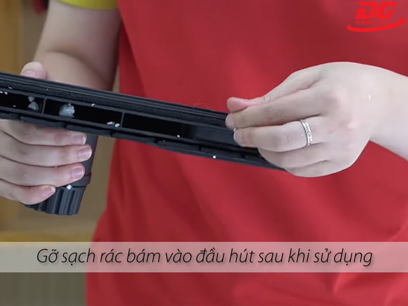 vệ sinh phụ kiện