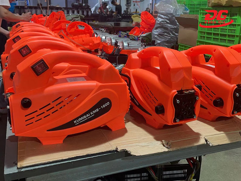 Máy bơm rửa xe gia đình Kumisai model KMS-1600