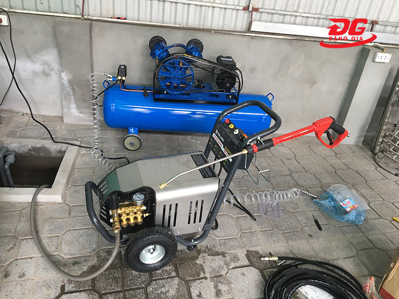 Giao hàng, lắp đặt, hướng dẫn cách dùng tận nơi
